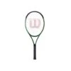 RAQUETA WILSON BLADE 26 V8 255 GR 2022 -Pelotas Equipo Tienda raqueta wilson blade 26 v8 255 gr 16x19 2022