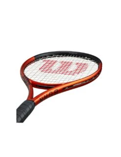 RAQUETA WILSON BURN 100 V5 300 GR 2023 -Pelotas Equipo Tienda raqueta wilson burn 100 v5 300 gr 2023 2